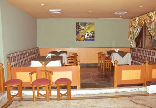 Grand Continental Hotel Prayagraj Exterior photo